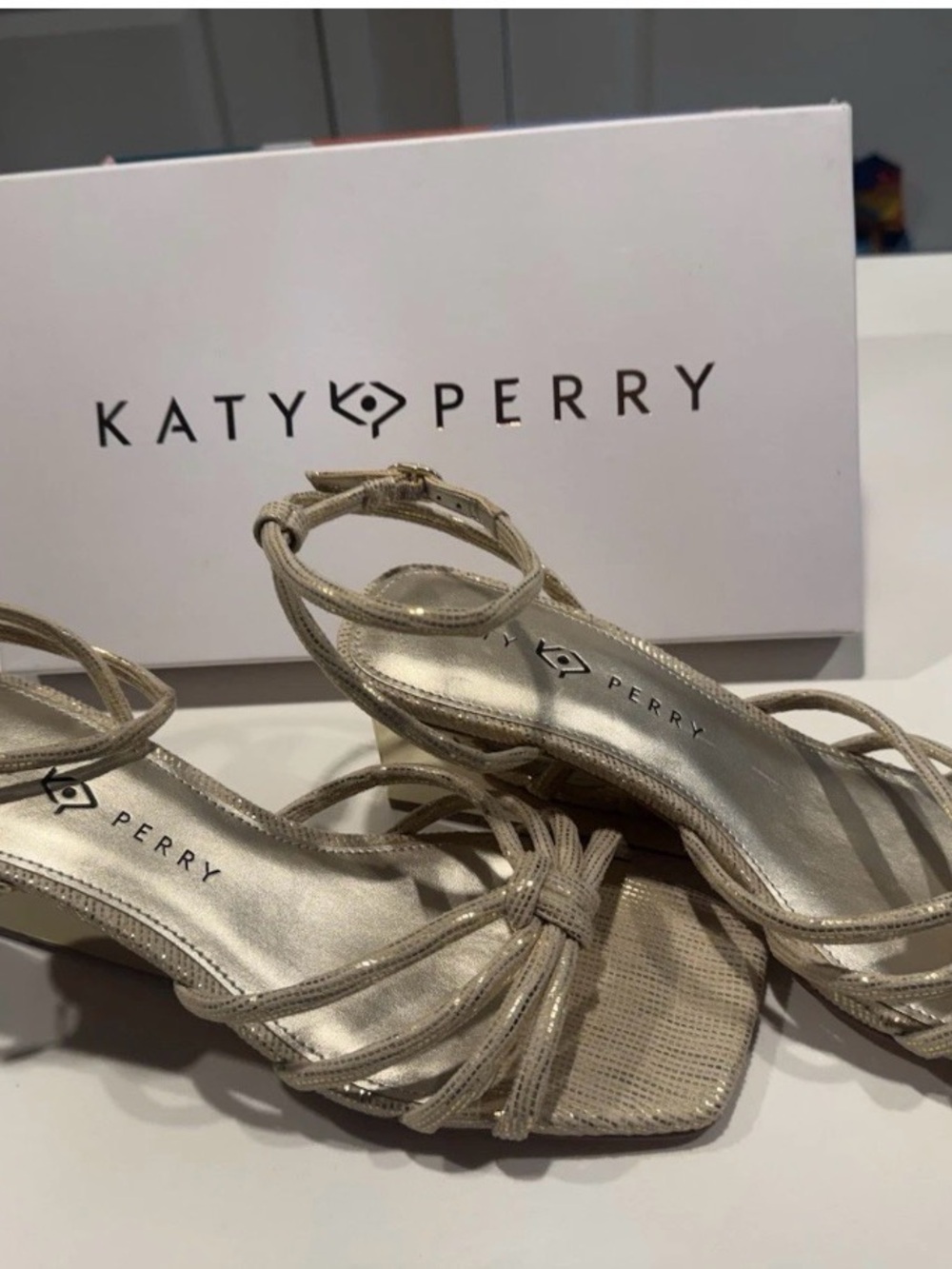 NEW NWT Katy Perry Sz 9.5 Gold Strappy Wedge Sandals with Ankle Tie - Picture 4 of 6